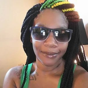 Meet your Posher, Rosa